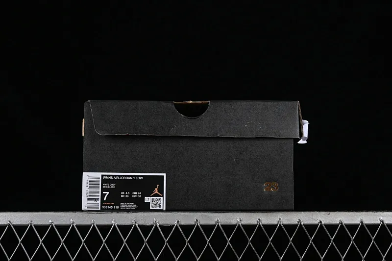 All categories Air Jordan Jordan series basketball shoes Air Jordan 1 Low Air Jordan 1 Low AJ1 Joe 1 mesh white low-top retro basketball shoes 338145-110
